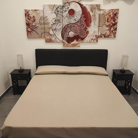 Holiday House カターニア エクステリア 写真